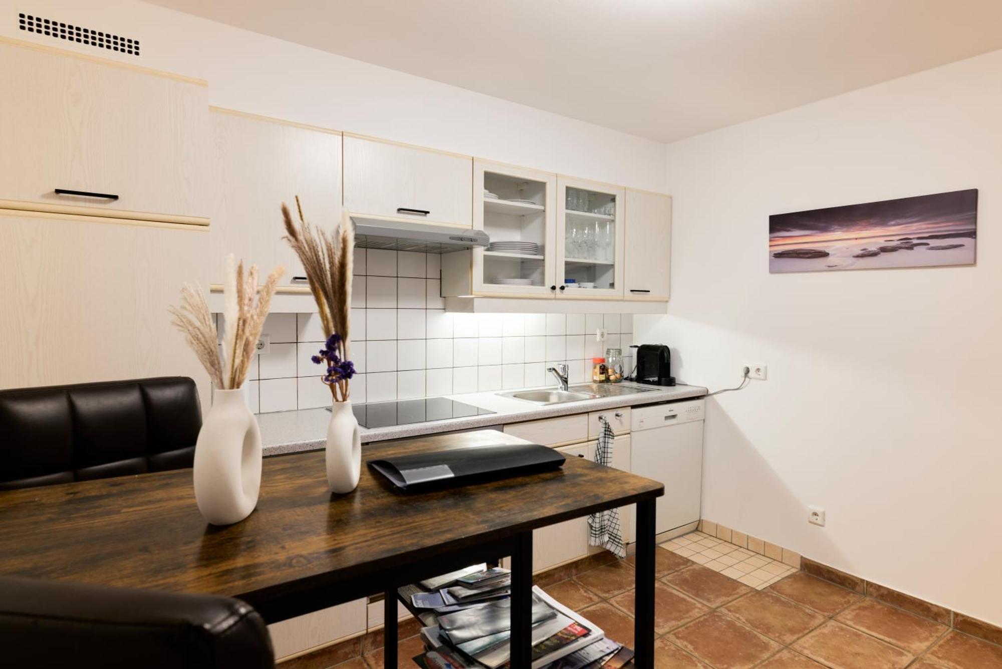 Stilvolle Gartenterrassenwohnung Mitten In 布雷根茨 外观 照片